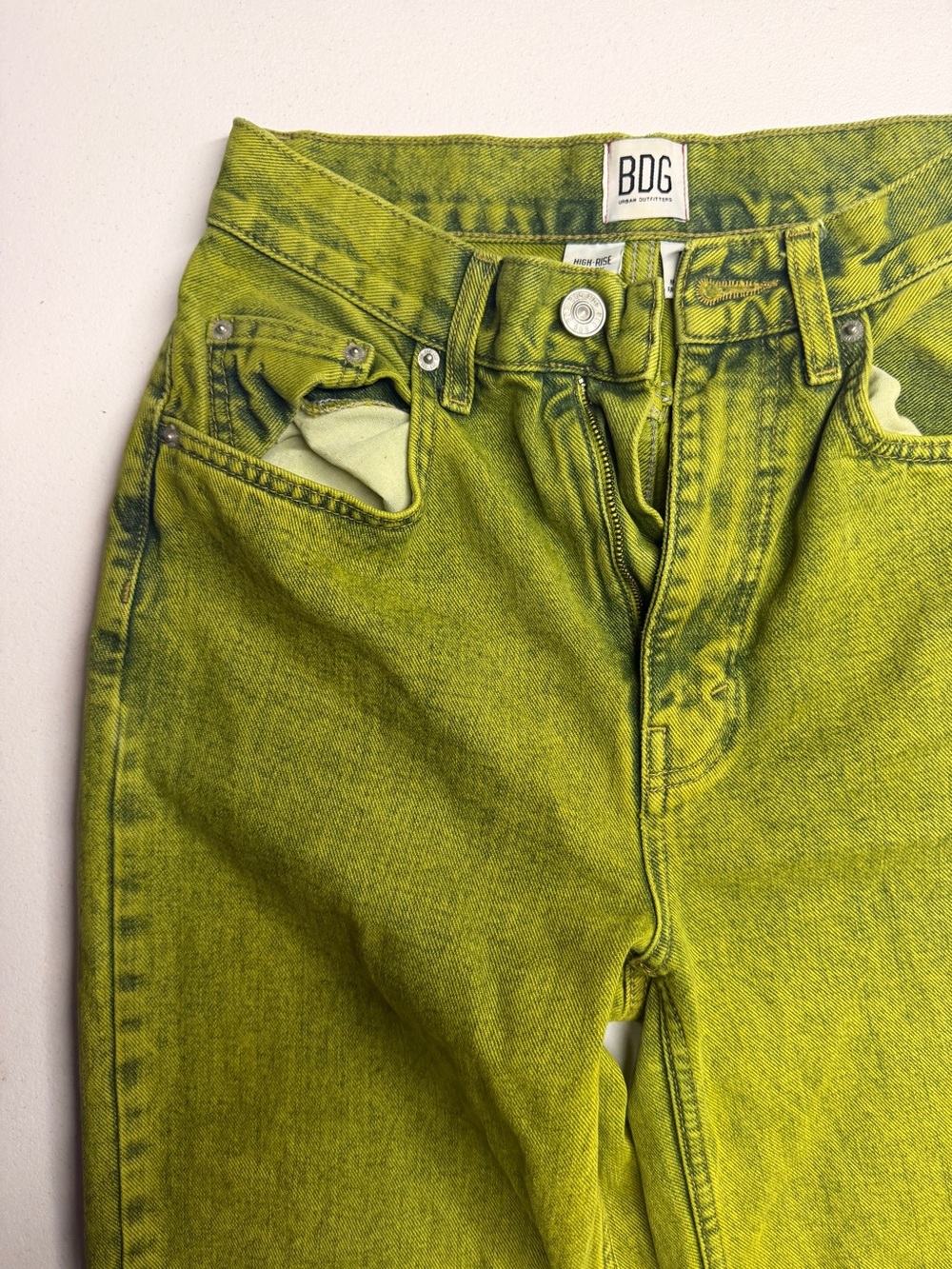 BDG Urban Outfitters Women’s High Rise Green Acid Wash Jeans Size 27